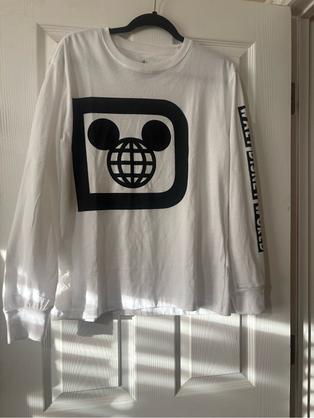 NWT Disney World Long Sleeve TShirt